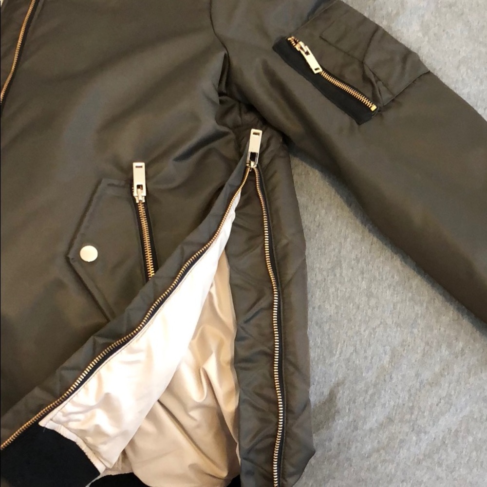 Zara oversized bomber jacket - with tags - Picture 3 of 3